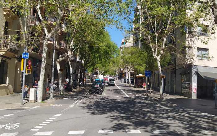 Rental - Local comercial -
Barcelona - Gràcia