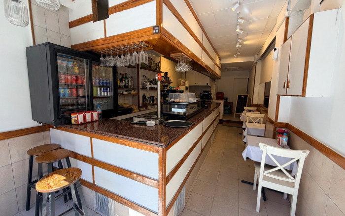 Bar- C1 - Transfert - Barcelona -
                Camp De L´arpa