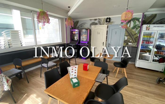 Bar-Cafeteria - Transfer - Lloret de Mar -
                Lloret de Mar