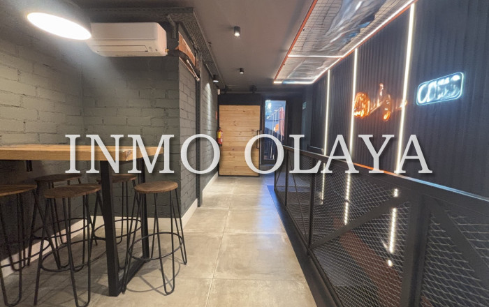 Bar Restaurante - Transfer - Barcelona -
                Eixample Derecho