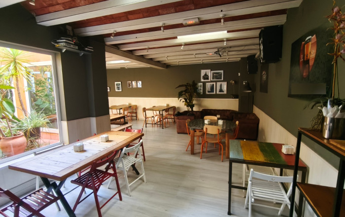 Bar Restaurante - Transfer - Barcelona -
                Les corts