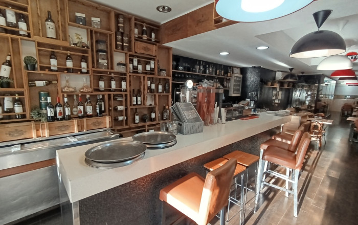 Bar Restaurante - Transfer - Barcelona -
                Sants