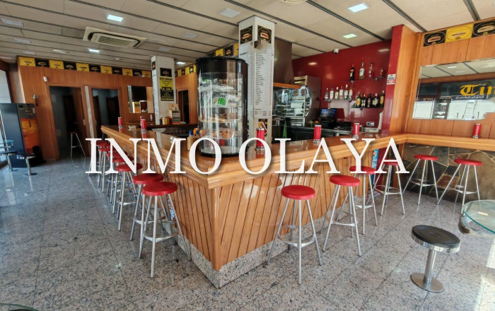 Bar Restaurante - Transfer - Mollet -
                Mollet