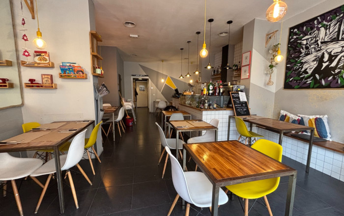 Bar Restaurante - Transfert - Barcelona -
                Les corts