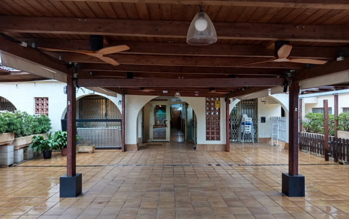 Bar Restaurante - Traspaso - Roda de Bar&agrave; -
                Roda de Bar&agrave;