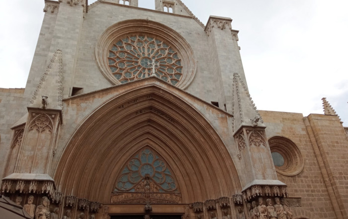 Bar Restaurante - Traspaso - Tarragona -
                Tarragona