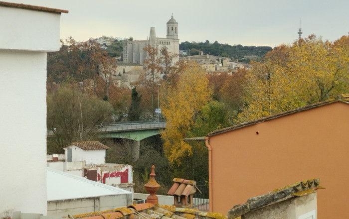 Edificio - Revente - Girona - Girona