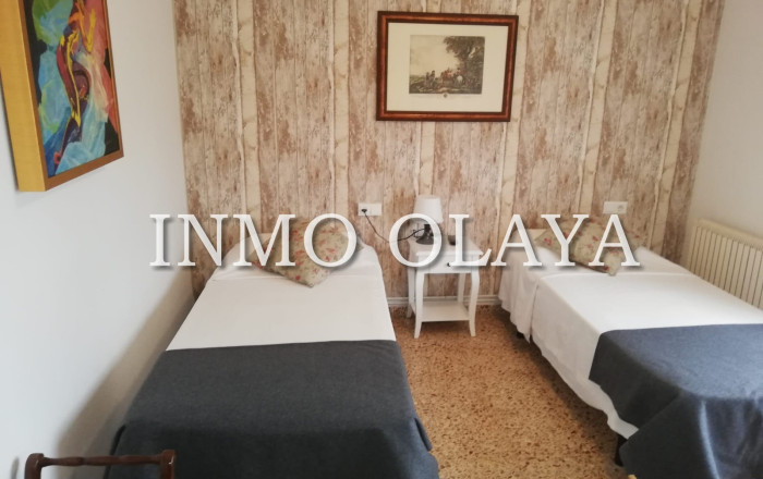 Hostal - Location longue durée - Ribera d’Ebre -
                Tivissa