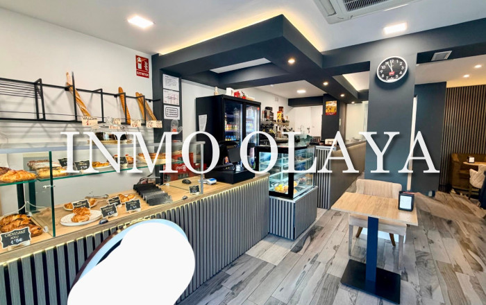 Licencia C2 - Transfer - Barcelona -
                Sants