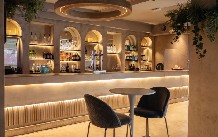 Licencia C2 - Traspaso - Barcelona -
                Sarria-Sant Gervasi