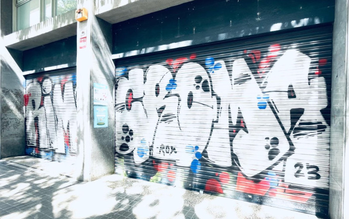 Local comercial - Alquiler - Barcelona - Eixample - Izquierdo Alto