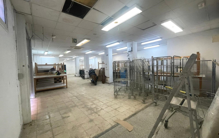 Local comercial - Location longue durée - Barcelona - Sant Martí