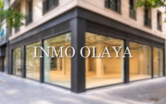 Local comercial - Rental - Barcelona -
                Sants
