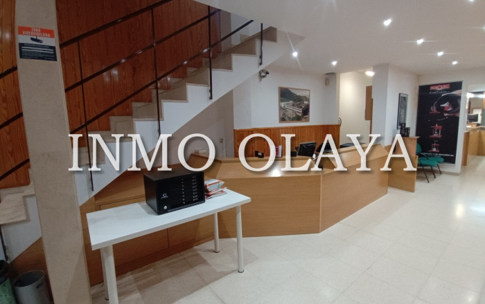 Local comercial - Revente - Barcelona -
                Ciutat Vella