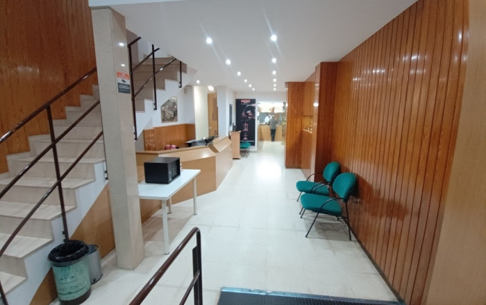 Local comercial - Sale - Barcelona - Ciutat Vella