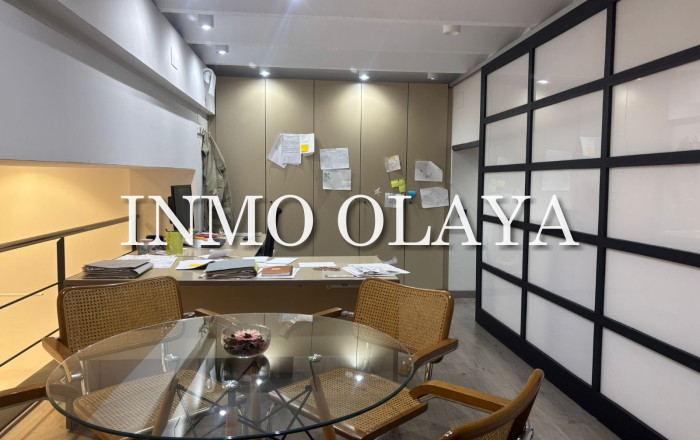 Local comercial - Sale - Barcelona -
                Les corts