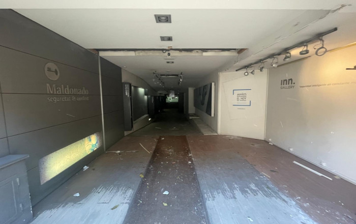 Local comercial - Venta - Barcelona -
                Eixample Derecho