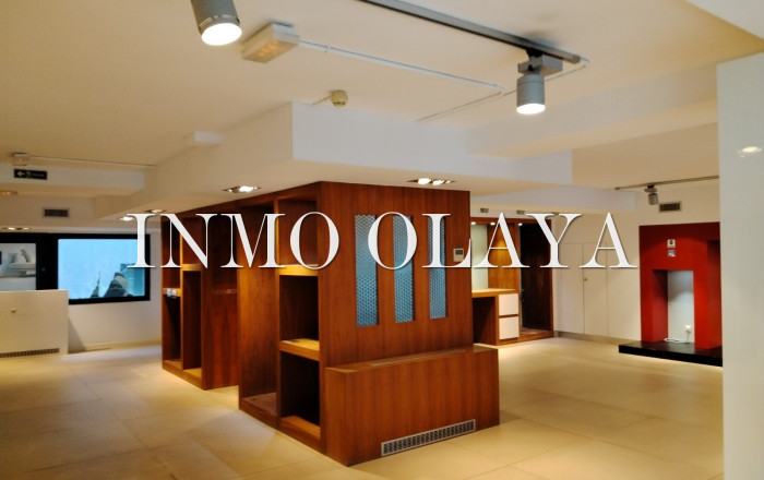 Local comercial - Venta - Barcelona -
                Gràcia