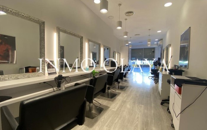 Peluquerias y Estetica - Transfer - Barcelona - Gràcia