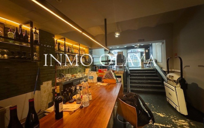 Restaurant - Transfer - Barcelona - La Nova Esquerra De L´ Eixample