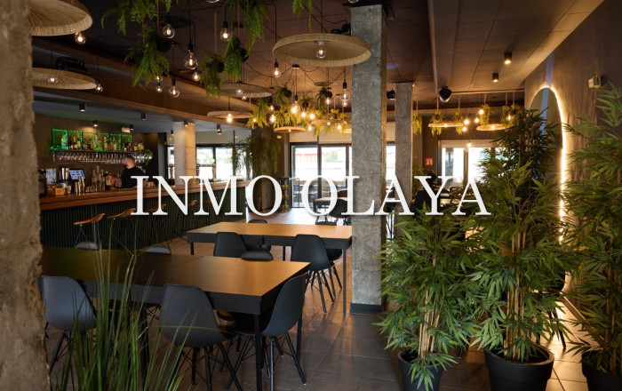 Restaurant - Transfert - Calella -
                Calella