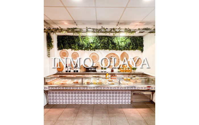 Take Away - Transfer - Barcelona - Sarria-Sant Gervasi