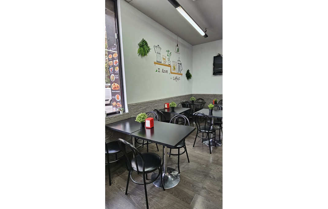 Traspaso - Bar-Cafeteria -
L'Hospitalet de Llobregat - Centre