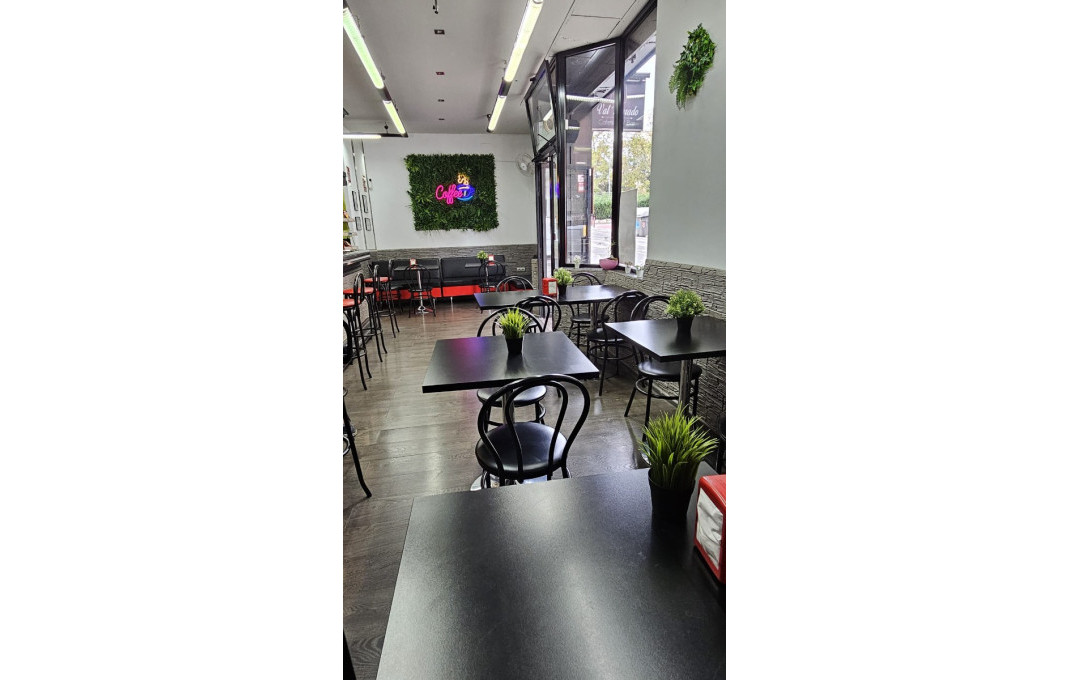 Traspaso - Bar-Cafeteria -
L'Hospitalet de Llobregat - Centre