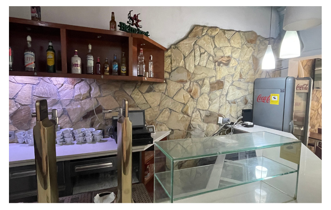 Venta - Bar-Cafeteria -
Corbera de Llobregat