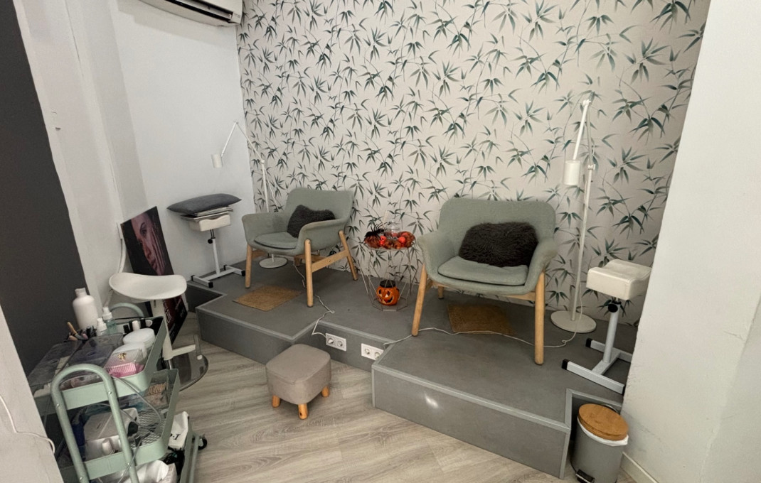 Traspaso - Peluquerias y Estetica -
Barcelona - Eixample