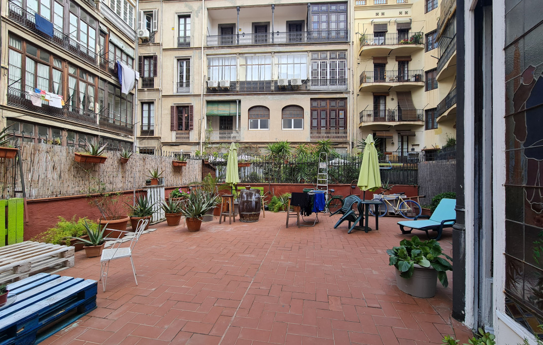 Transfert - Hostal -
Barcelona - Borne-centro
