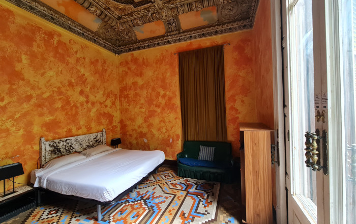 Transfert - Hostal -
Barcelona - Borne-centro