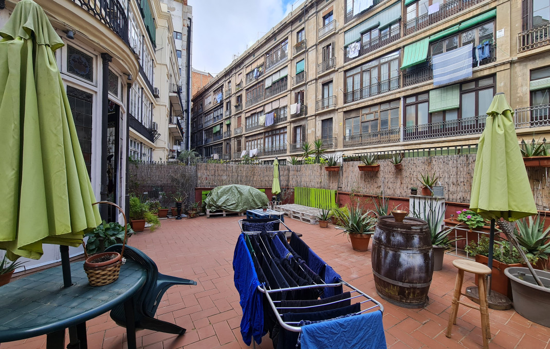 Transfert - Hostal -
Barcelona - Borne-centro