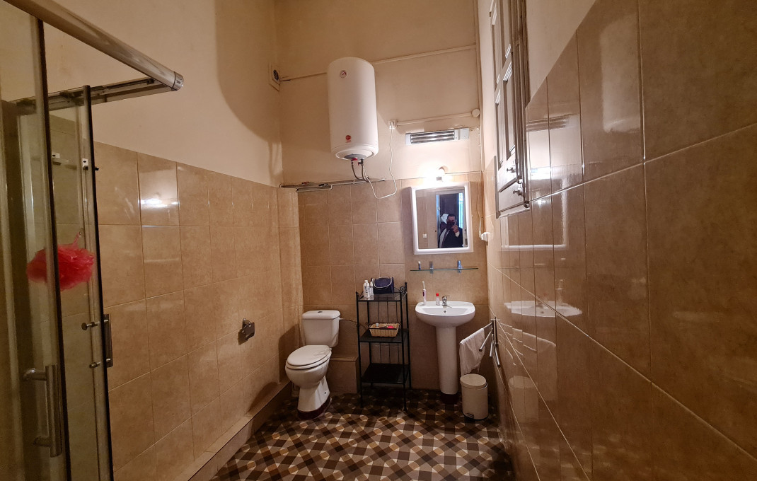 Transfert - Hostal -
Barcelona - Borne-centro