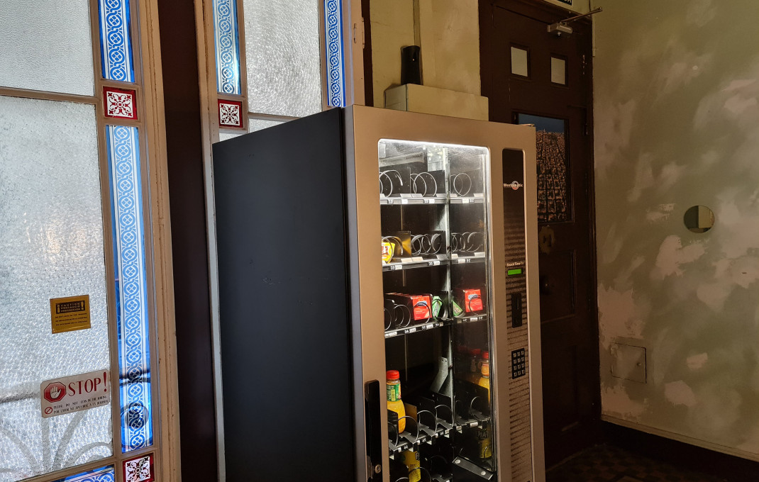 Transfert - Hostal -
Barcelona - Borne-centro