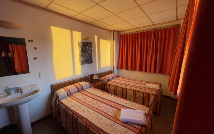 Traspaso - Hostal -
Barcelona - Sants