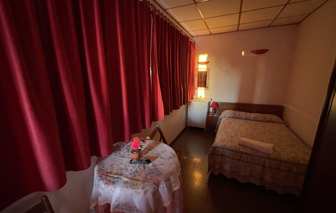 Traspaso - Hostal -
Barcelona - Sants