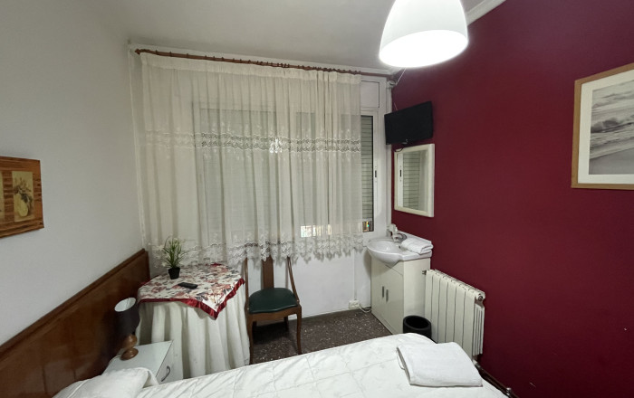 Traspaso - Hostal -
Barcelona - Sants