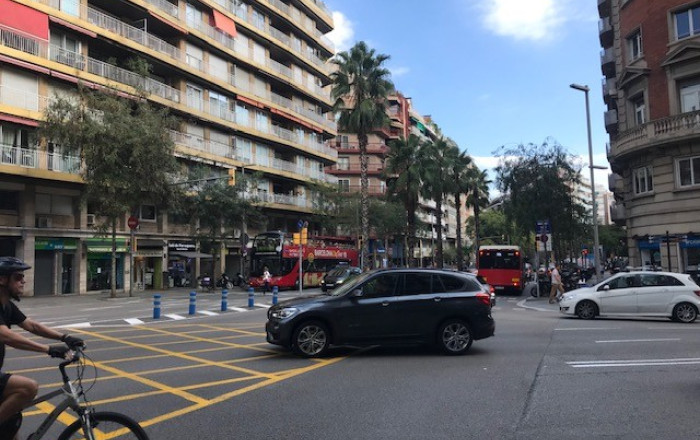 Traspaso - Restaurante -
Barcelona - Eixample Izquierdo Alto