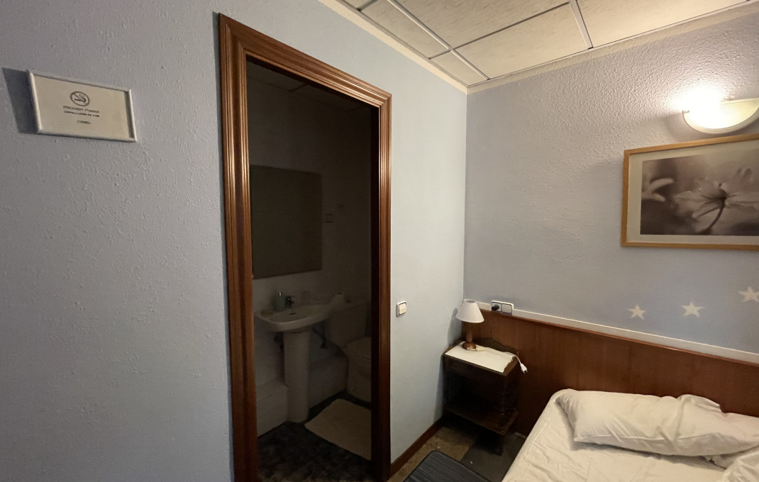 Traspaso - Hostal -
Barcelona - Sants