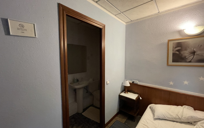 Traspaso - Hostal -
Barcelona - Sants