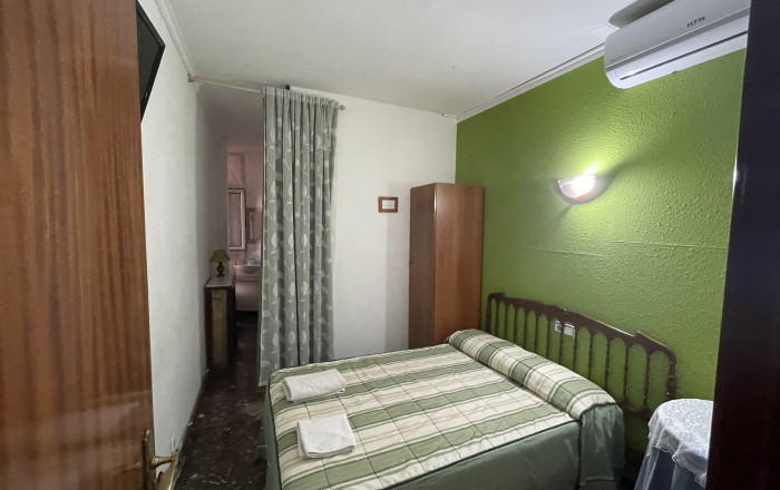 Traspaso - Hostal -
Barcelona - Sants