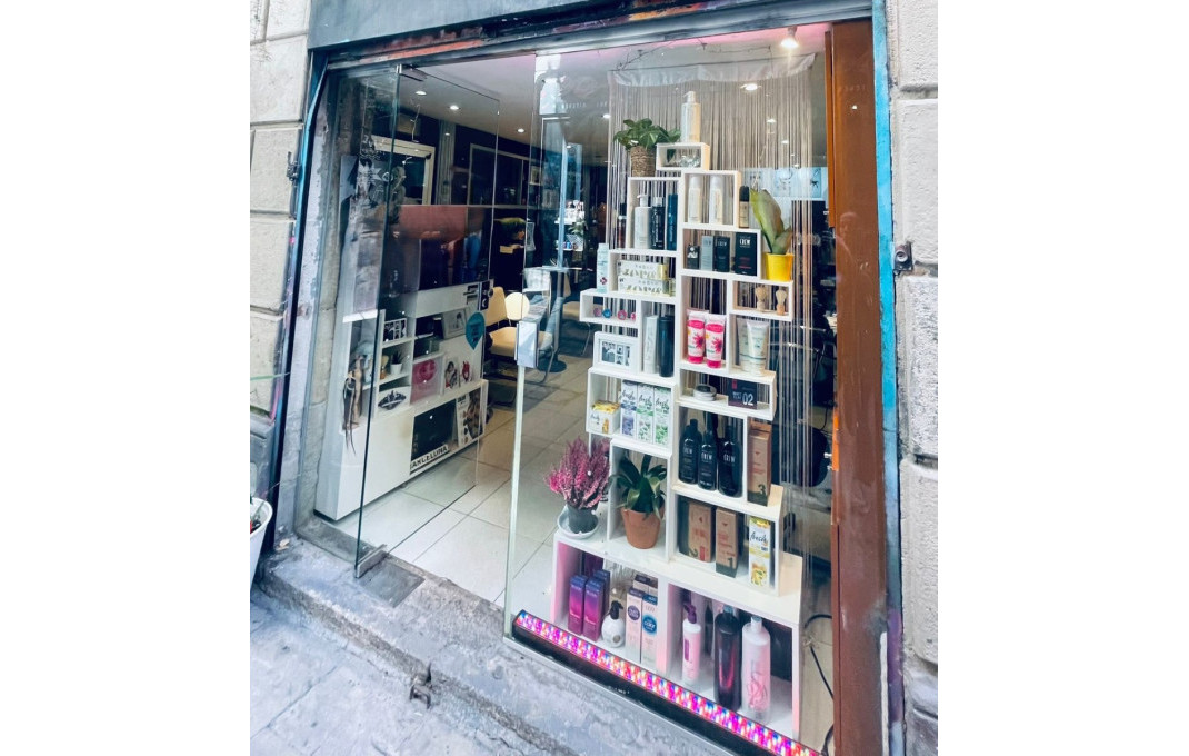 Traspaso - Peluquerias y Estetica -
Barcelona - Ciutat Vella