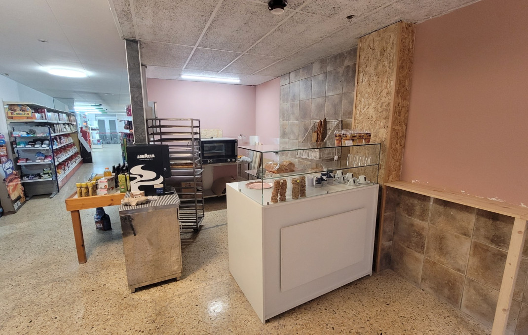 Traspaso - Tienda Alimentacion  -
Barcelona - Nou Barris