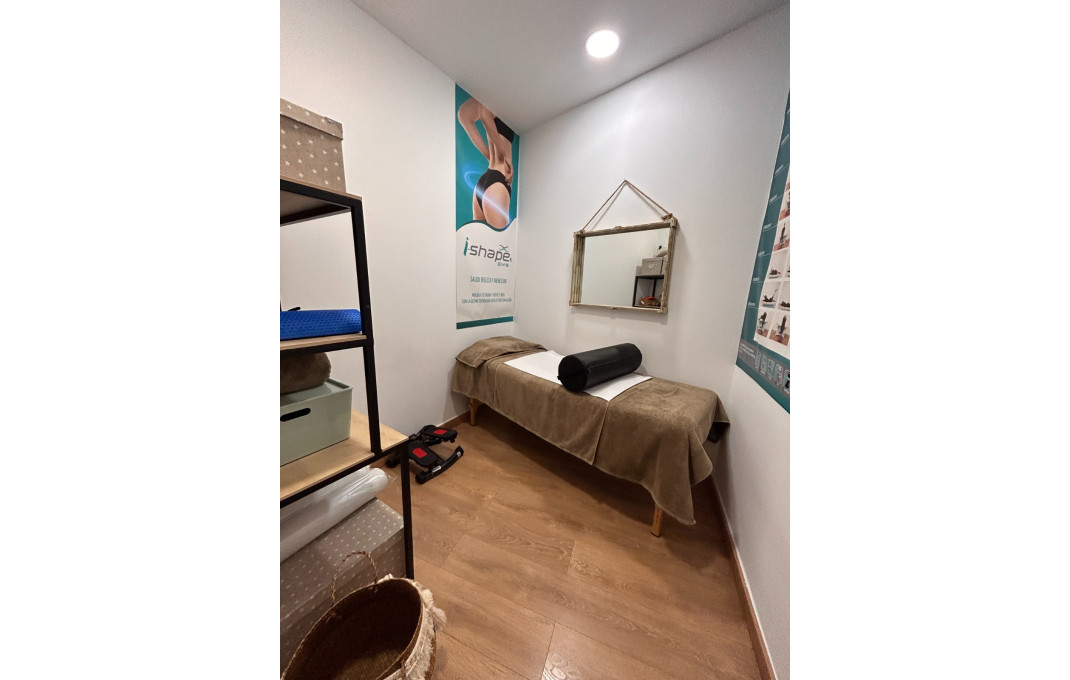 Traspaso - Peluquerias y Estetica -
Castelldefels