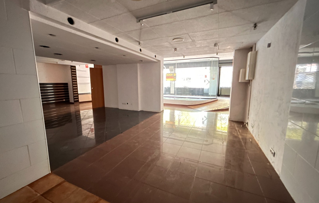 Venta - Local comercial -
Viladecans