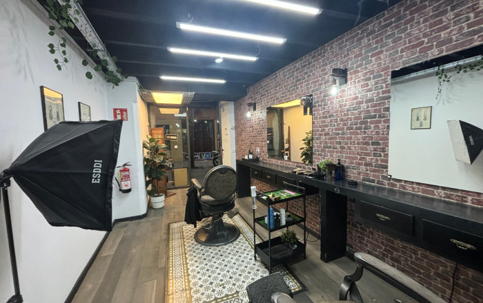 Traspaso - Peluquerias y Estetica -
Barcelona - Gràcia