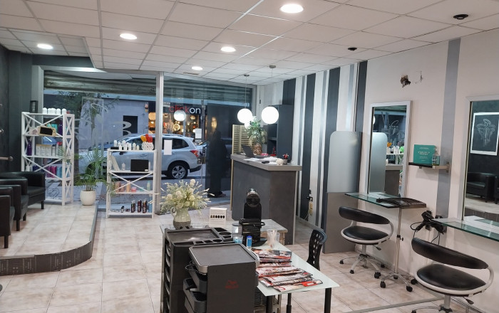 Traspaso - Peluquerias y Estetica -
Terrassa