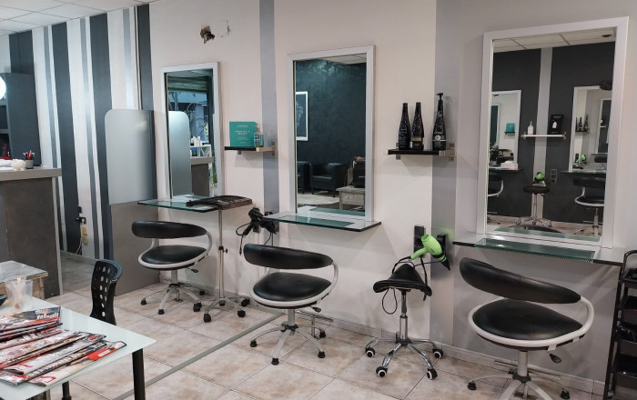 Traspaso - Peluquerias y Estetica -
Terrassa