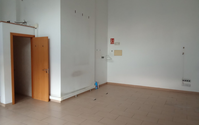 Alquiler - Local comercial -
Mataró